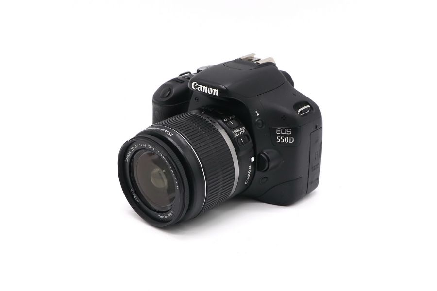 Фотокамера Canon EOS 550D kit (пробег 7235 кадров)