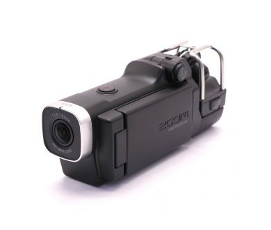 Портативный профессиональный видеорекордер Zoom Q8