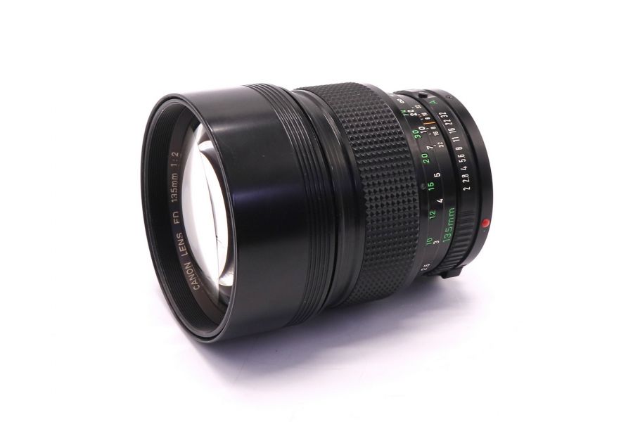 Светосильный телеобъектив Canon FD 135mm f/2