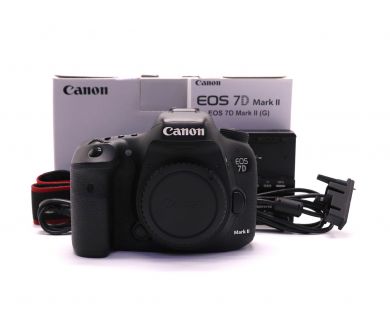 Камера Canon EOS 7D Mark II body в упаковке (пробег 164855 кадров)