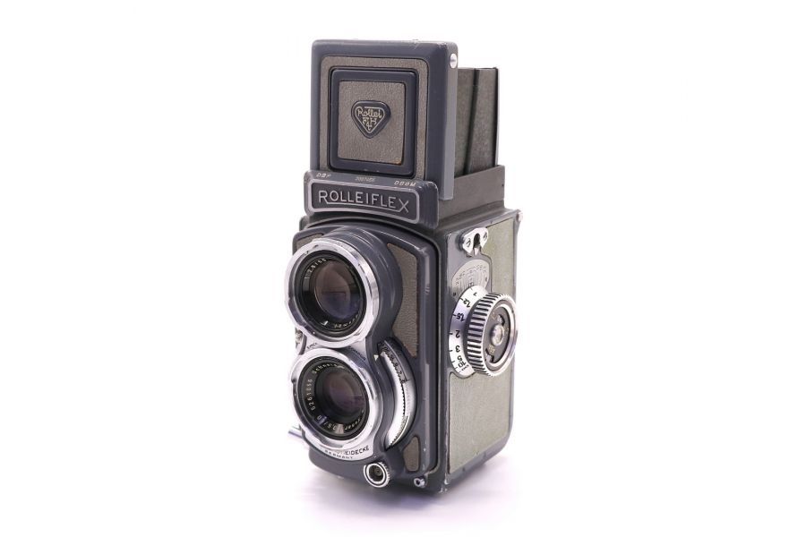 Двухобъективный фотоаппарат Rolleiflex 4x4 Gray Baby