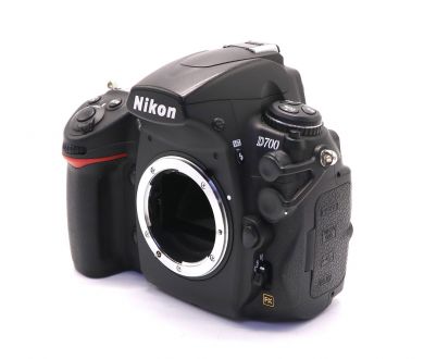 Nikon D700 body (пробег 26180 кадров)
