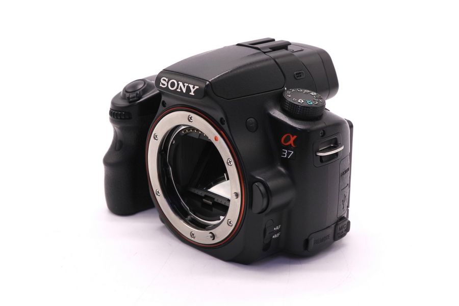 Фотоаппарат Sony A37 body (пробег 12655 кадров)