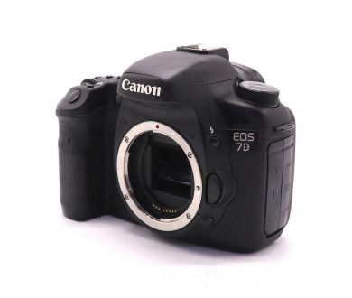 Камера Canon EOS 7D body (пробег 31000 кадров)