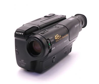 Видеокамера аналоговая Sony CCD-TR570E (Japan)