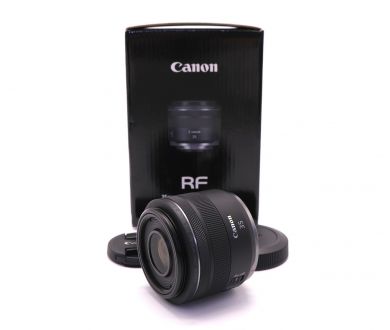 Canon RF 35mm f/1.8 Macro IS STM в упаковке