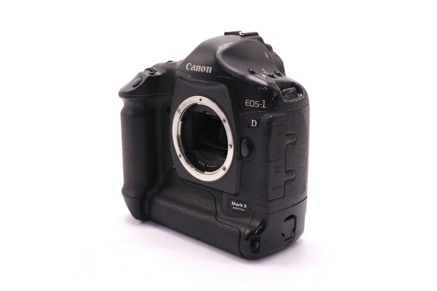 Камера Canon EOS 1D Mark II body (пробег неизвестен)