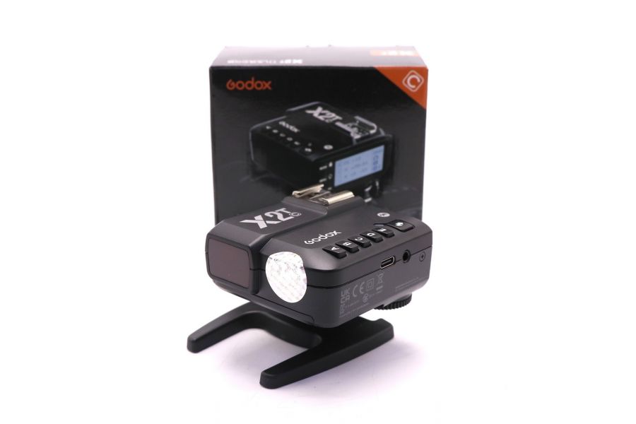 Радиосинхронизатор Godox X2T-C в упаковке