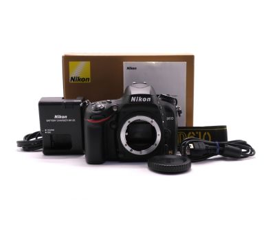 Nikon D610 body в упаковке (пробег 16515 кадров)