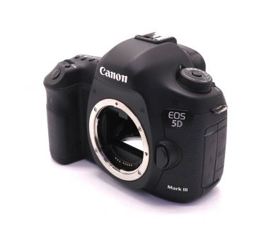 Canon EOS 5D Mark III body (пробег 4200 кадров)
