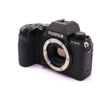 Камера Fujifilm X-S10 body (пробег 13000 кадров)