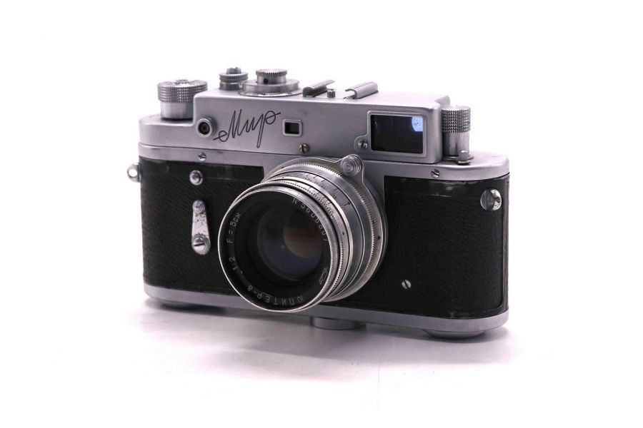 Советский дальномерный фотоаппарат Мир + Юпитер-8