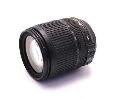 Nikon 18-105mm f/3.5-5.6G AF-S ED DX VR Nikkor (Thailand, 2008)