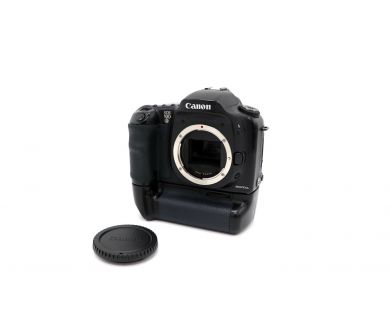 Цифровой зеркальный фотоаппарат Canon EOS 10D body