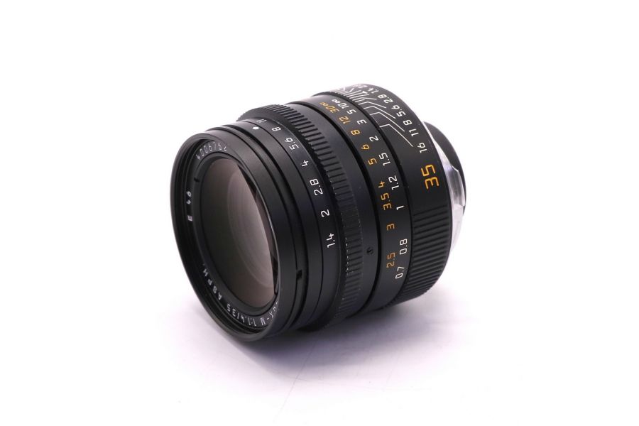 Объектив Leica Summilux-M 35mm f/1.4 Aspherical