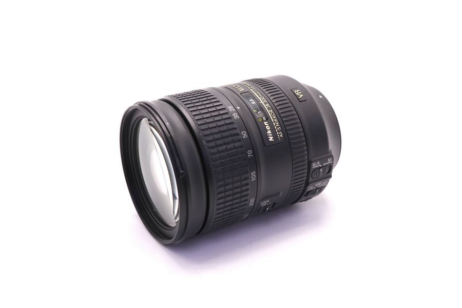 Nikon 28-300mm f/3.5-5.6G AF-S ED VR Nikkor (Thailand)