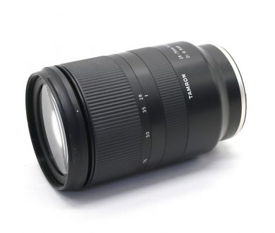 Зум-объектив Tamron 28-75mm f/2.8 Di III RXD Sony E