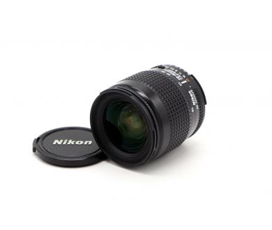 Nikon 28-80mm f/3.5-5.6D AF Nikkor (2000)