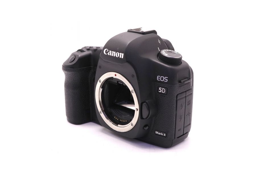 Canon EOS 5D Mark II body (пробег 16000 кадров)