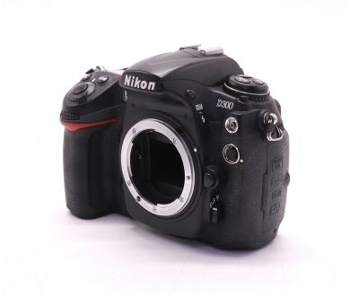 Nikon D300 body б. (пробег неизвестен)
