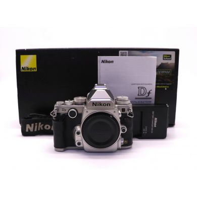 Nikon Df body в упаковке (пробег 218045 кадров)