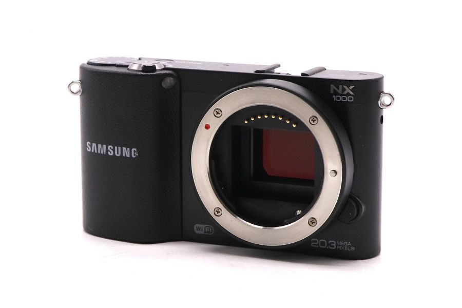 Компактный фотоаппарат Samsung NX1000 body