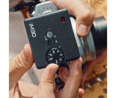 Компактная и мощная вспышка Godox iM30 для съемки