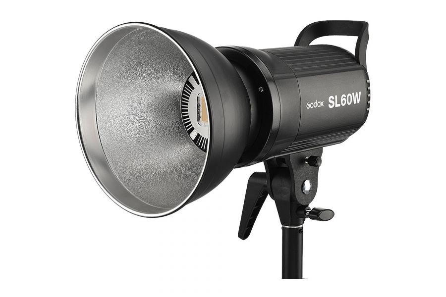 Осветитель светодиодный Godox SL60W студийный