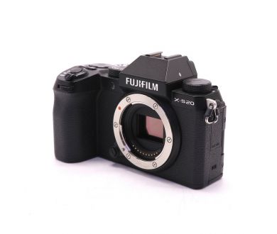 Камера Fujifilm X-S20 body (пробег 4390 кадров)