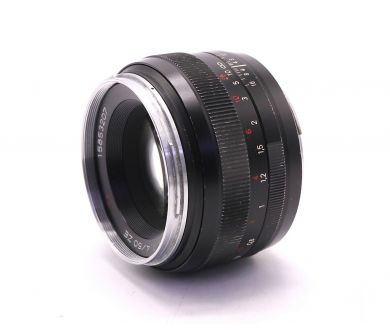 Объектив Planar 1,4/50 ZE T* Carl Zeiss (Япония)