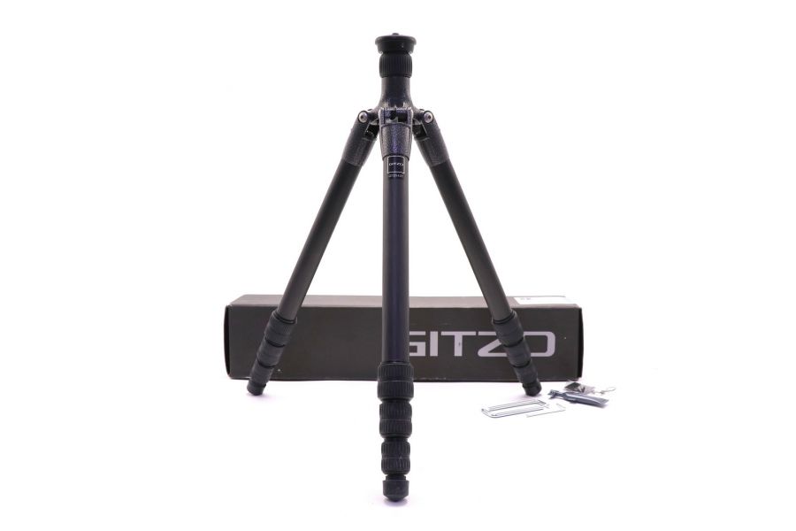 Штатив Gitzo GT2542T Traveler в упаковке