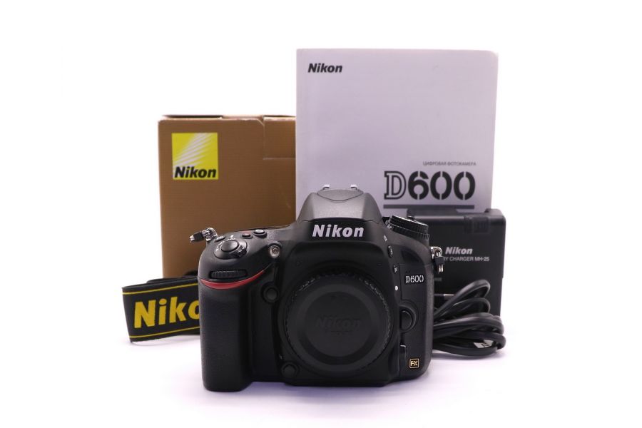 Nikon D600 body в упаковке (пробег 27730 кадров)