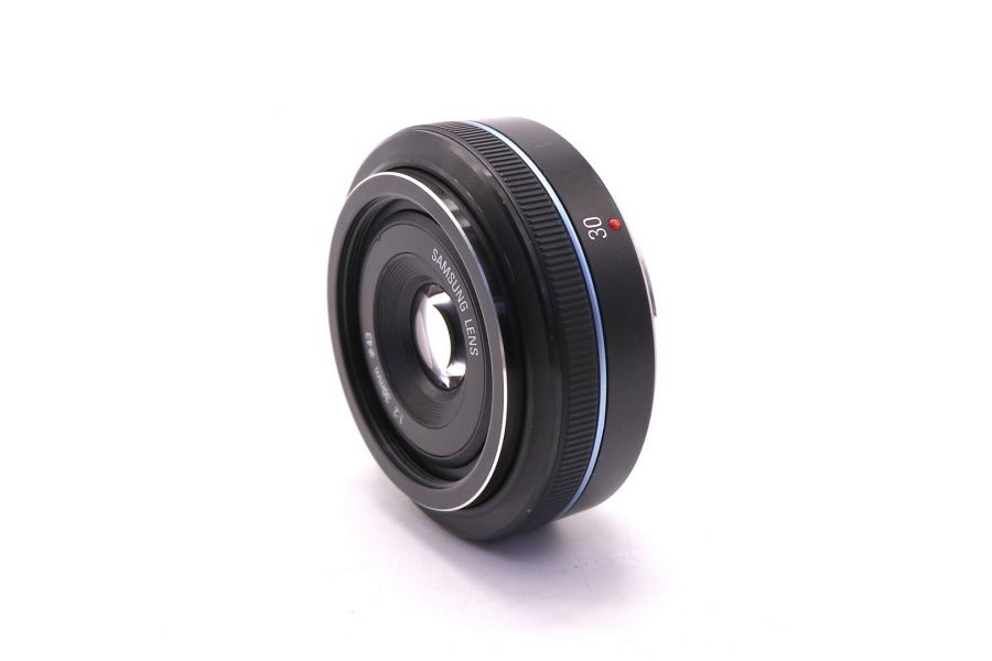 Светосильный компактный объектив Samsung 30mm f/2