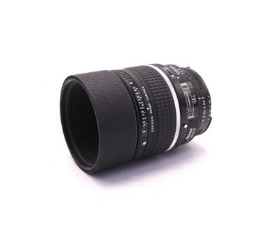 Nikon 105mm f/2D AF DC-Nikkor средний телеобъектив