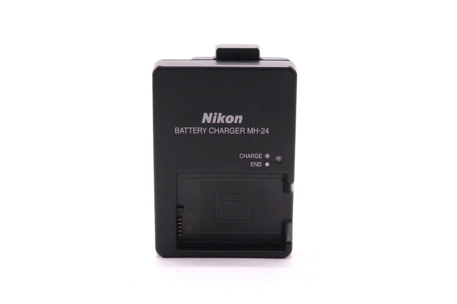 Зарядное устройство Nikon MH-24 (Malaysia)