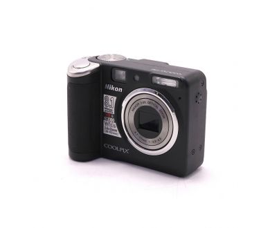 Фотокамера цифровая Nikon Coolpix P50