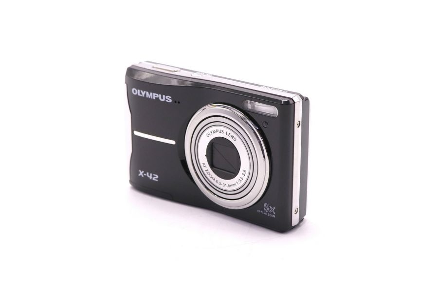 Фотоаппарат цифровой компактный Olympus X-42
