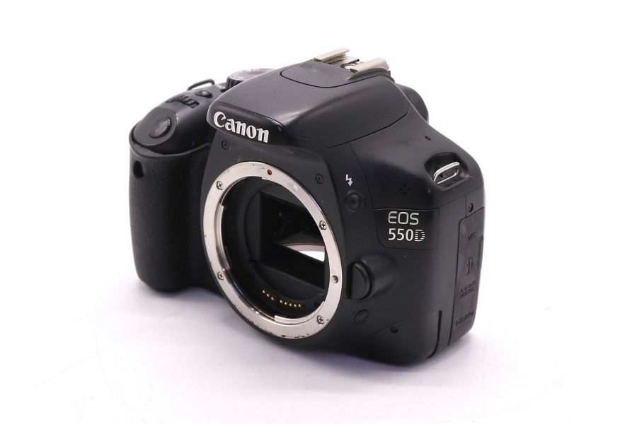 Canon EOS 550D body (пробег 34720 кадров)
