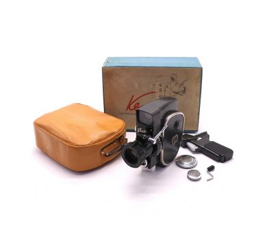 Кинокамера Кварц 3 в упаковке (СССР, 1963г.)