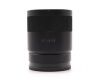 Объектив Sony Sonnar T* FE 55mm F1.8 ZA в упаковке