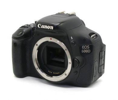 Canon EOS 600D body (пробег 13230 кадров)