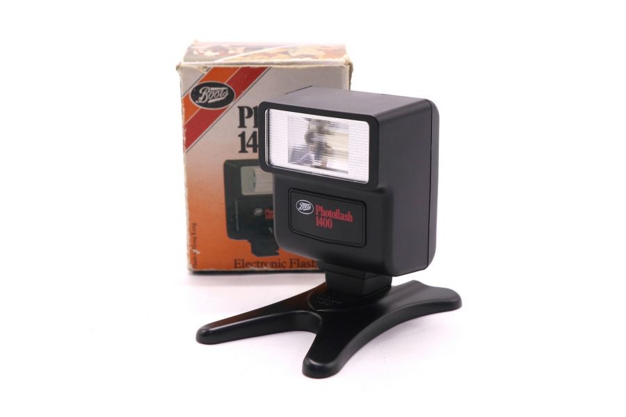 Внешняя фотовспышка Photoflash 1400 в упаковке