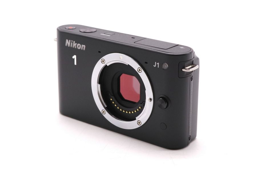 Компактный Nikon 1 J1 body (пробег 95 кадров)