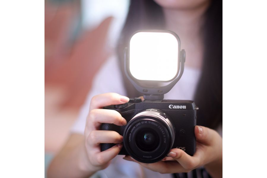 Осветитель Ulanzi VL66 3200-6500 K 5 Вт 2000 мАч