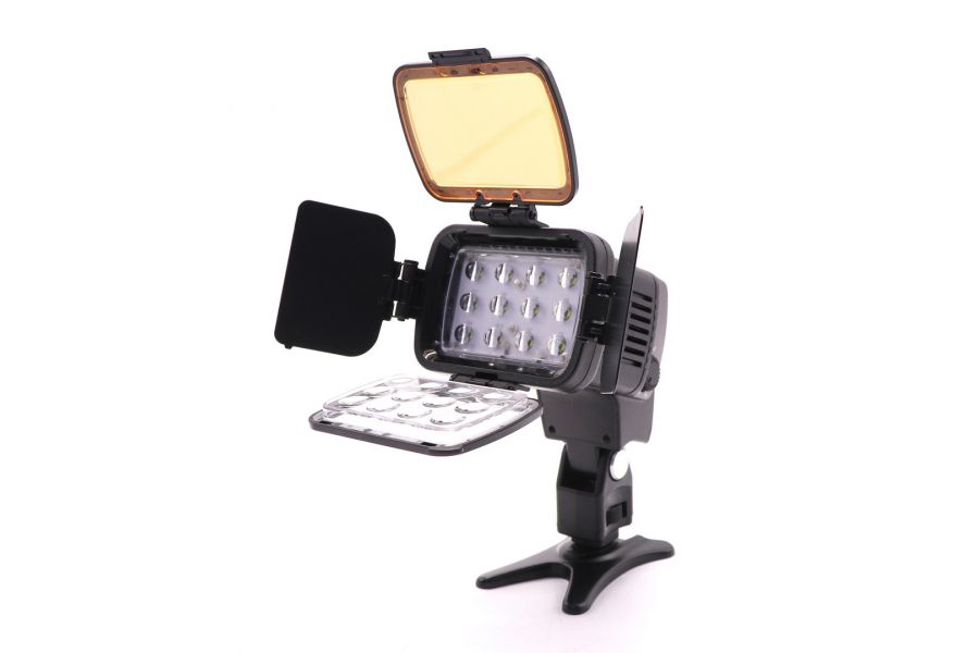 Накамерный свет LED-LBPS1800 со шторками