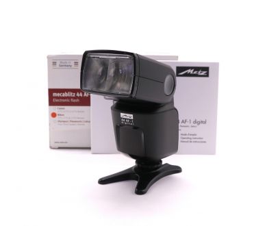Фотовспышка Metz Mecablitz 44 AF-1 for Nikon в упаковке 