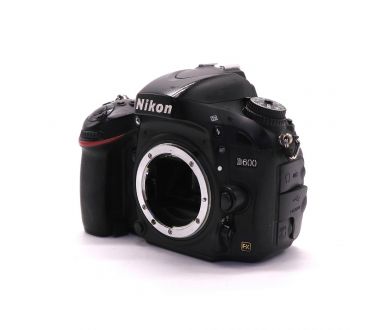 Фотокамера Nikon D600 body (пробег 506605 кадров)