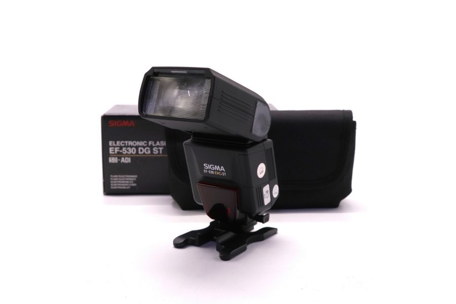 Фотовспышка Sigma EF-530 DG ST for Sony в упаковке