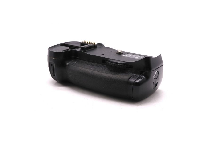 Батарейная ручка Nikon MB-D10 (Thailand, 2016)