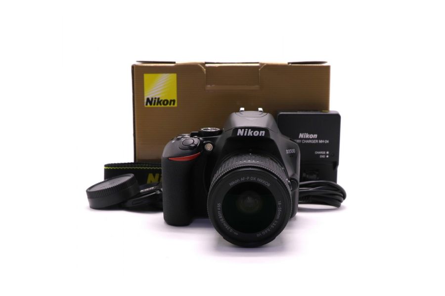 Nikon D3500 kit в упаковке (пробег 15 кадров)
